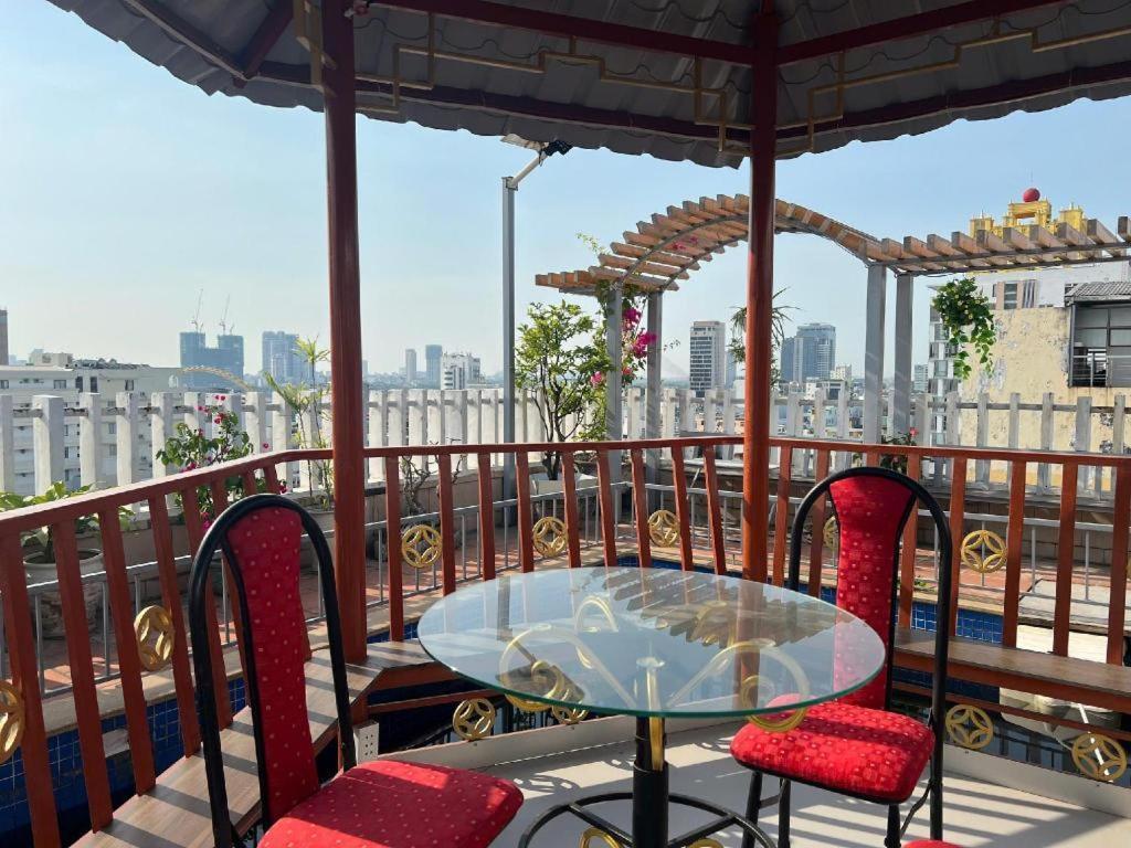Orient Hotel Da Nang Zewnętrze zdjęcie