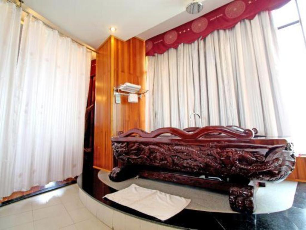 Orient Hotel Da Nang Zewnętrze zdjęcie